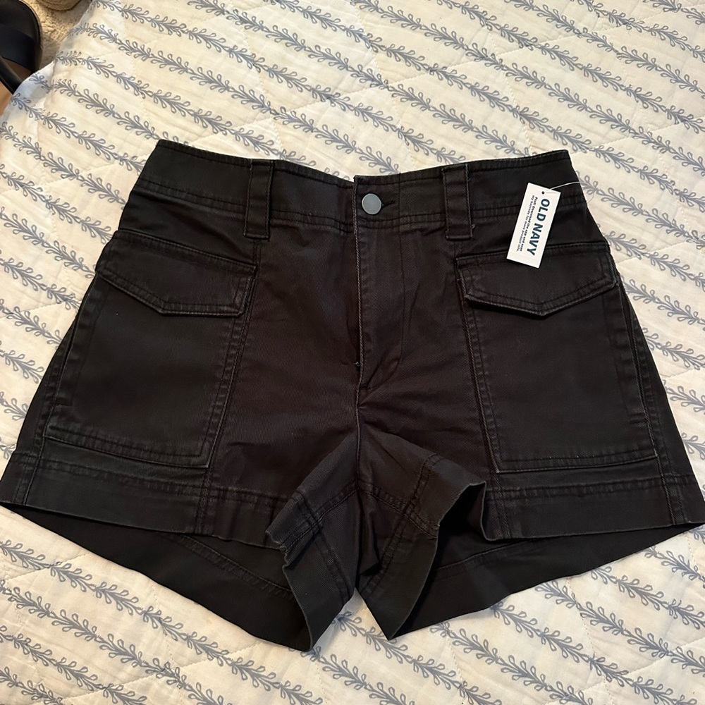 Old Navy 3.5” Inseam Cargo Shorts
